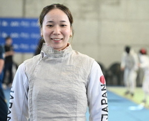狩野 央梨沙 選手