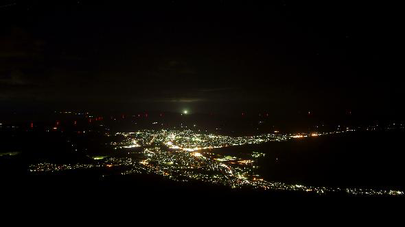 釜臥山展望台から見る夜景